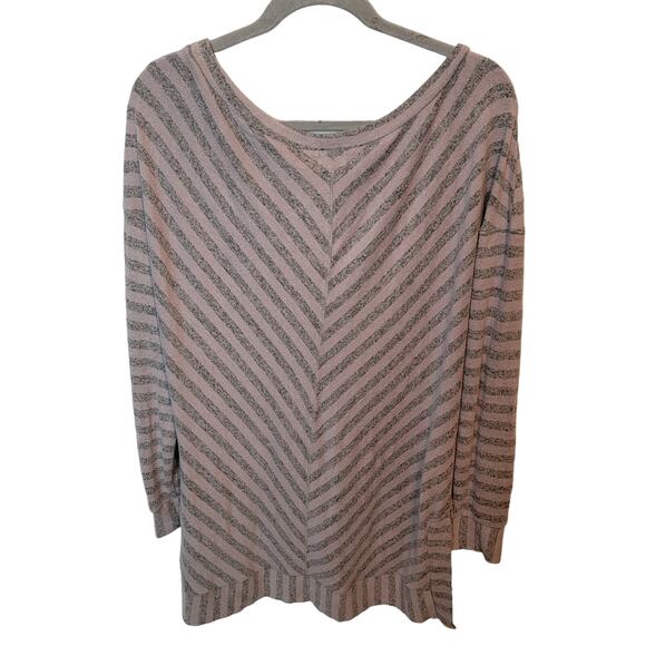 BKE Purple Grey Off The Shoulder Brushed Hacci Round Neck Womens Top Size Large - Picture 9 of 9